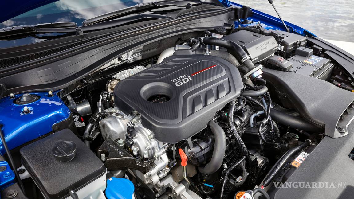 $!KIA Optima 2019 luce un facelift que lo aproxima al Stinger