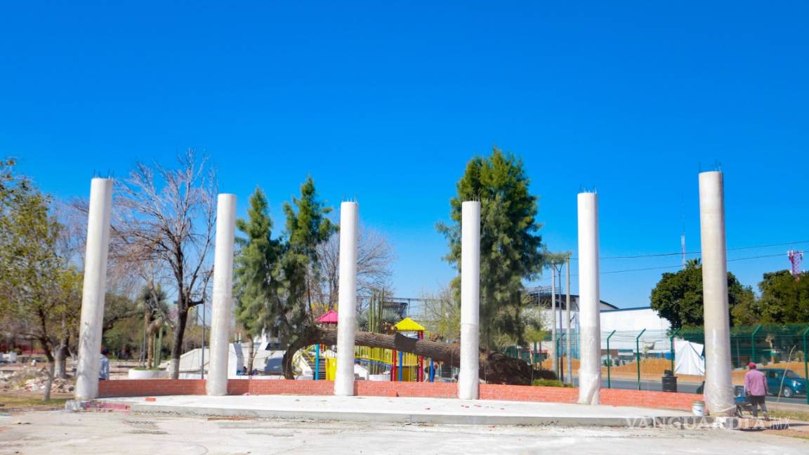 Casi terminan obras en la Plaza de la Tortuga de Torreón