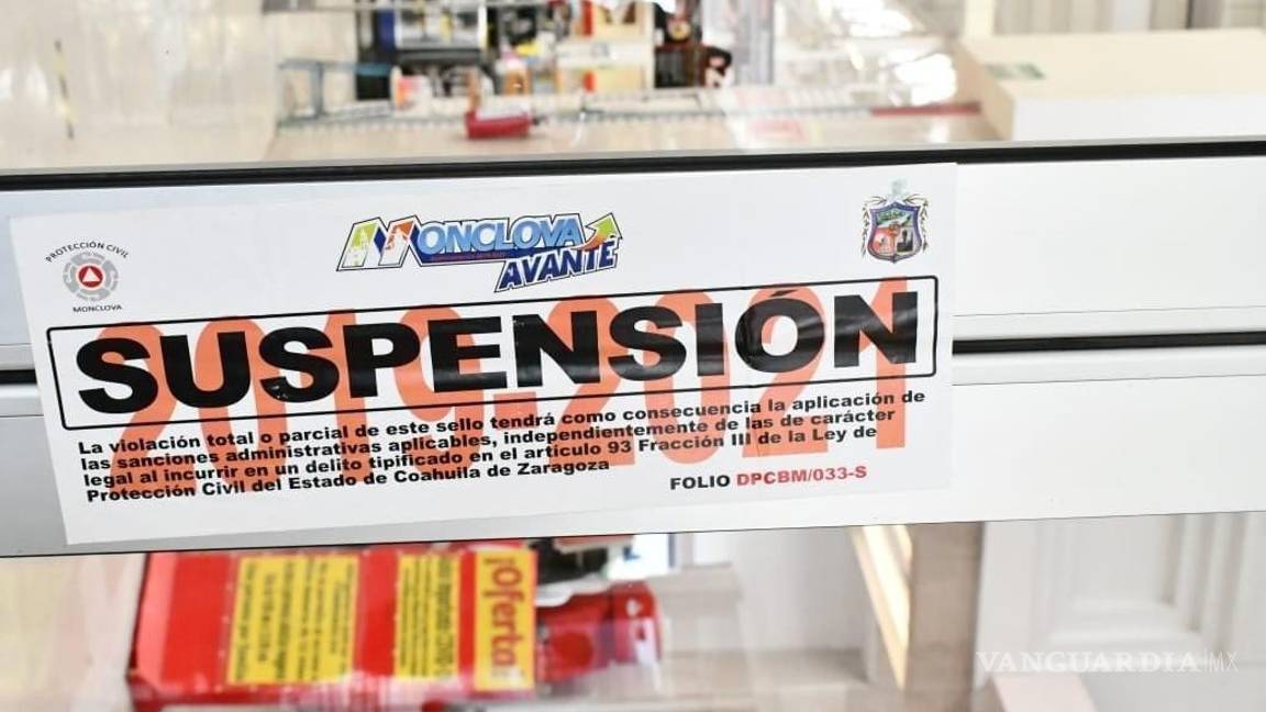 $!Clausuran tienda en Monclova; empleados y clientes en su interior no usaban cubrebocas