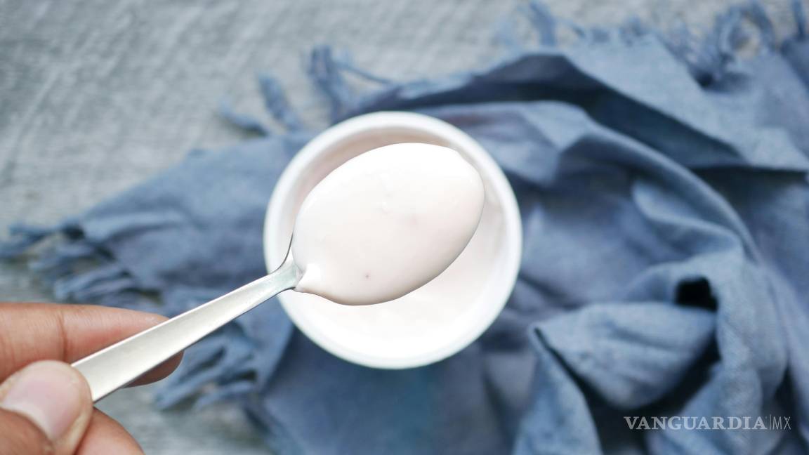 $!El yogur natural funciona como un acondicionador suave y nutritivo.