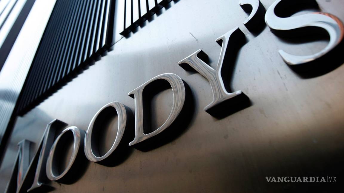 Eliminar comisiones afectará crédito de la banca: Moody’s