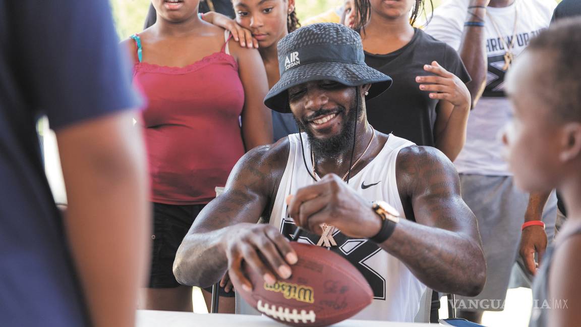 $!‘Zeke’ tendrá que madurar: Dez Bryant