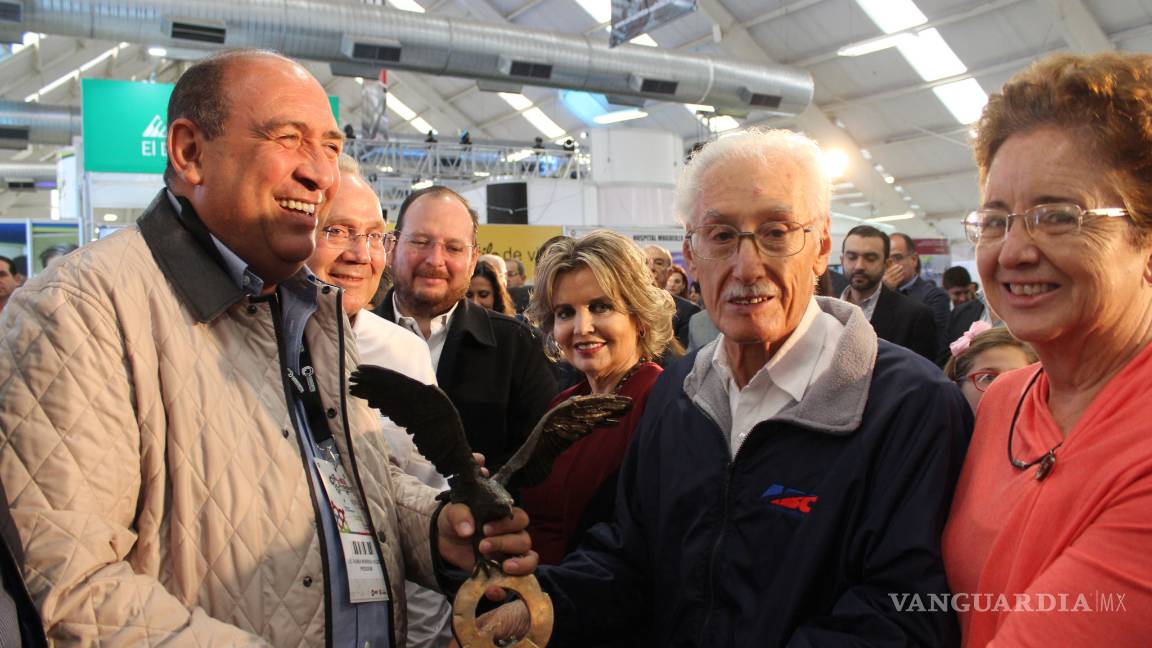 $!Reconoce el Infonavit a 58 ‘Empresas de Diez’ en la región