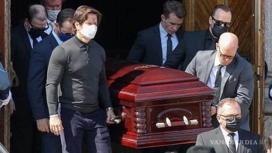 $!Mark Wahlberg le da el último adiós a su mamá, quien falleció a los 78 años