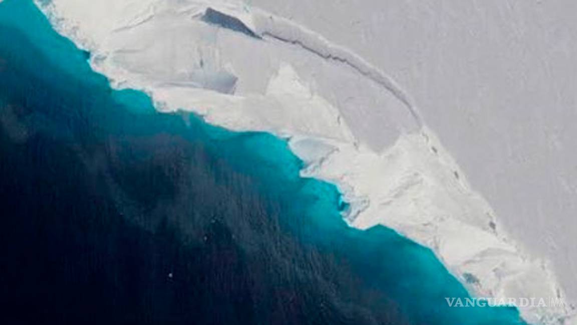 $!Encuentran agua tibia bajo el glaciar “más peligroso del planeta”, representa daño irreversible en la Antártida