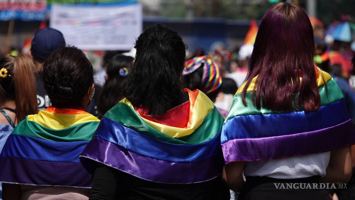 $!Miles de personas participaron en la 44 edición de la marcha del orgullo LGBTTTIQPA+ en CDMX.