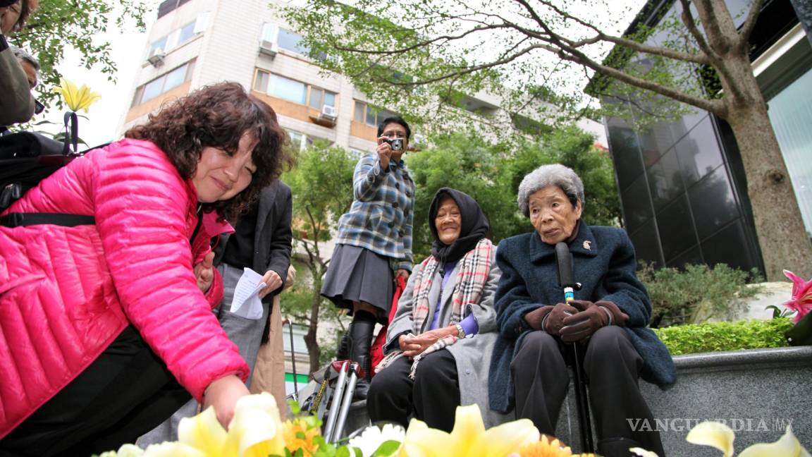 China rinde homenaje a víctimas del alud de Shenzhen