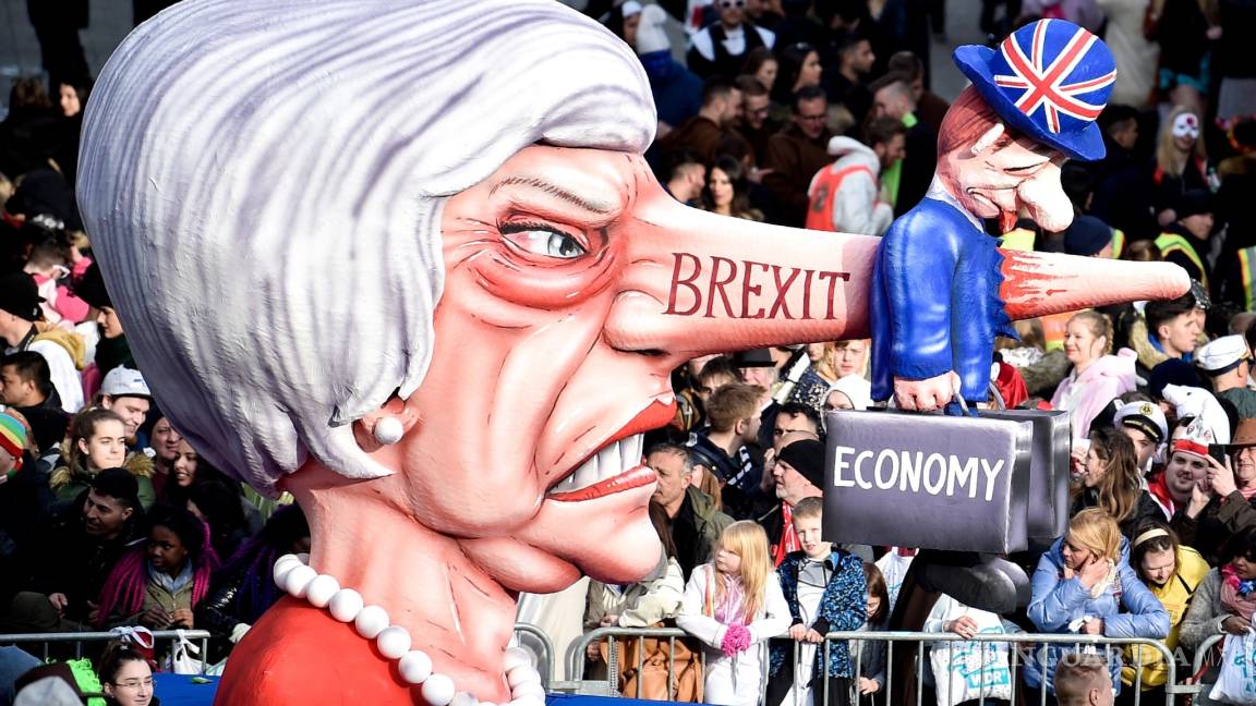 $!Carnaval alemán se burla de los políticos (fotogalería)