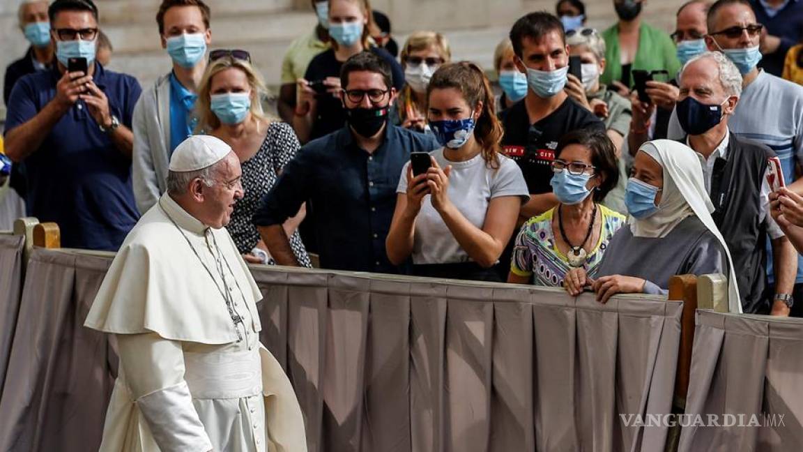 Seis meses después el papa Francisco celebra su primera audiencia pública