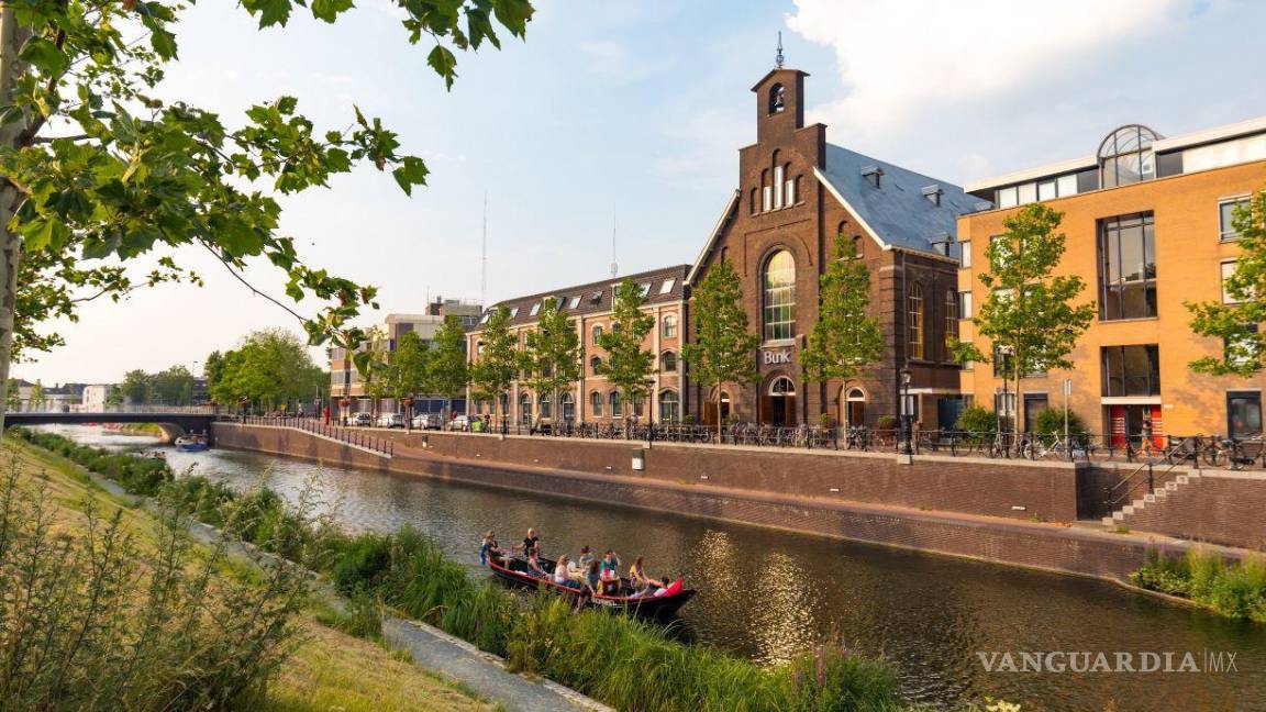$!Exterior del Hotel Bunk, en Utrecht.