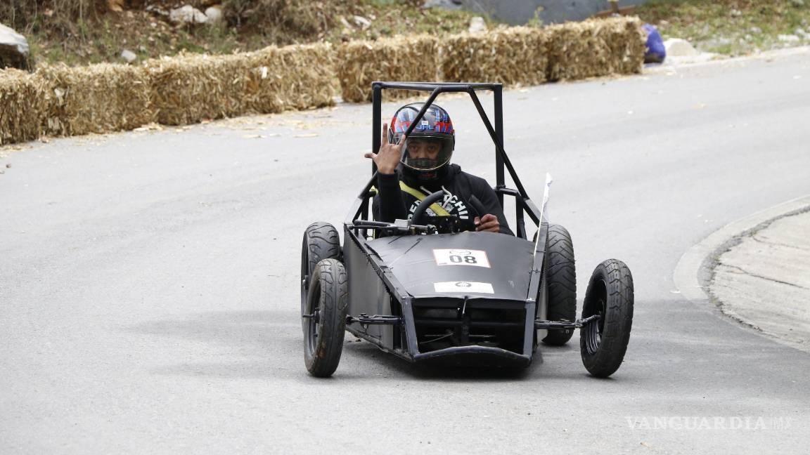 Llegan a buen destino en la Gravity Race Car