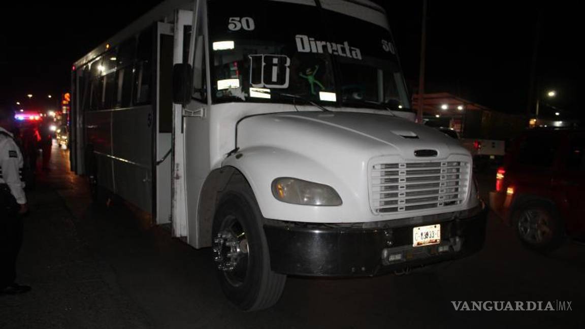 $!El incidente ocurrió en el cruce del bulevar Otilio González y la calle Azteca.