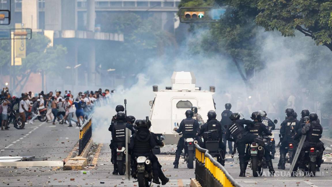 Venezuela, un polvorín: estalla rabia popular y Maduro rompe relaciones con varios países
