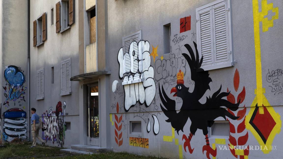 $!Mural en el distrito de Fontenette durante la novena edición de Pump Up The Jam, en Carouge, cerca de Ginebra, Suiza. EFE/EPA/Salvatore Di Nolfi