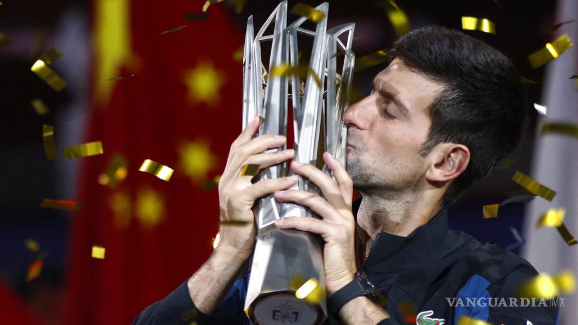 Djokovic se corona en Shanghai