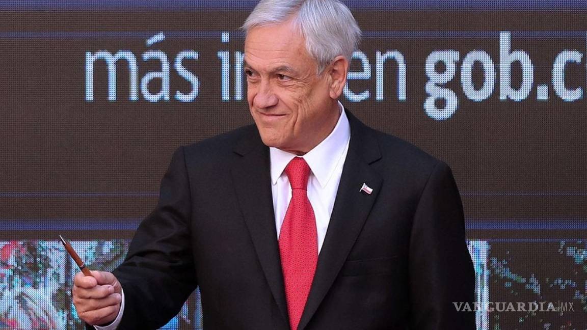 Presidente Sebastián Piñera anuncia plan para mitigar alza del metro en Chile