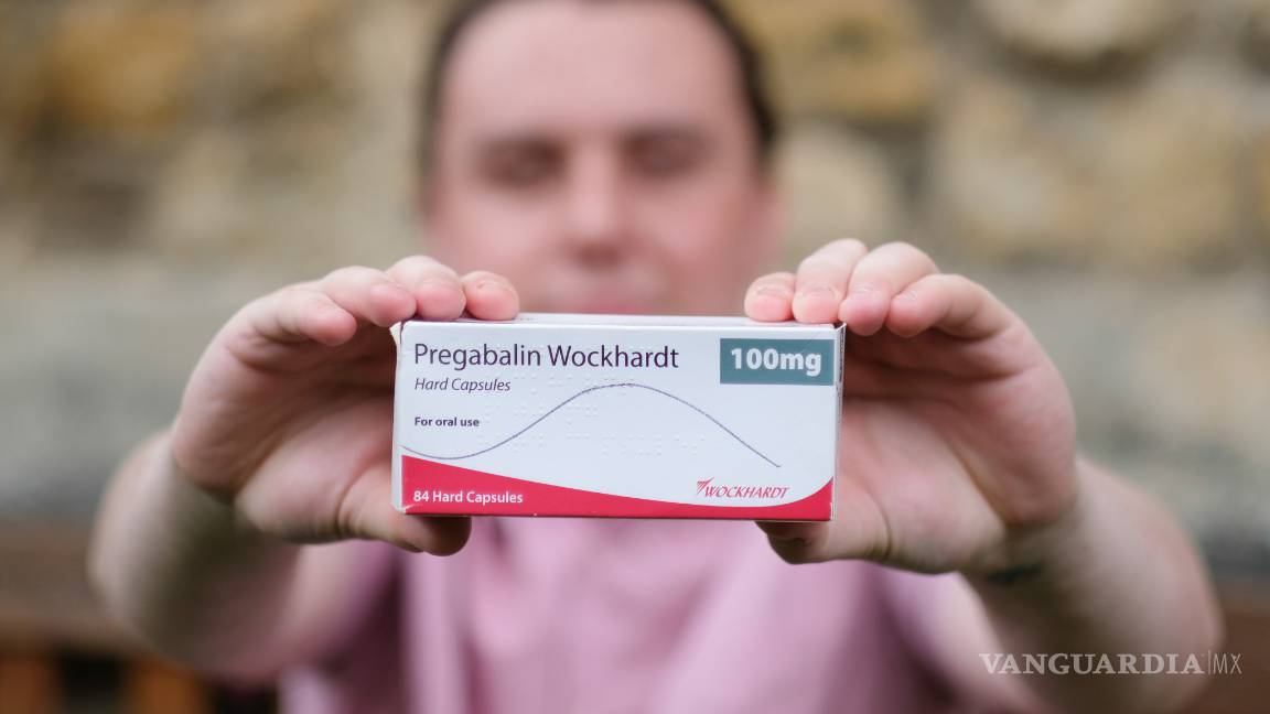 $!"Tomar analgésicos me volvió gay", afirma el hombre que abandonó a su novia después de romperse el pie