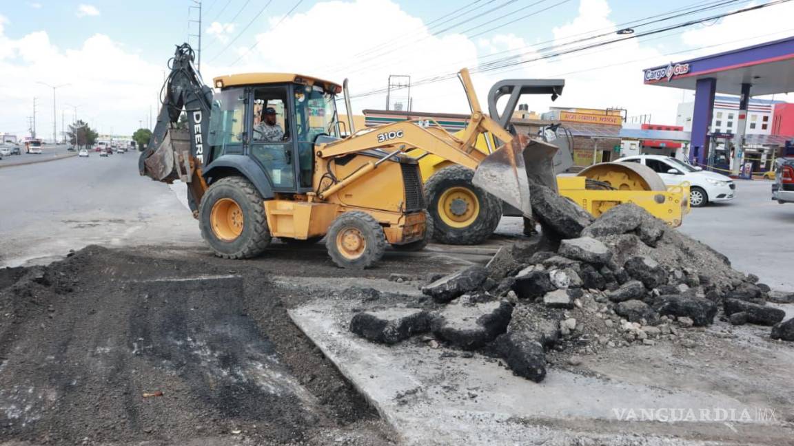 $!Nuevamente las lluvias levantaron el pavimento en el cruce del bulevar Antonio Cárdenas y avenida Las Teresitas.