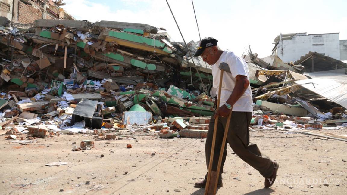 $!Aumenta a 272 los muertos por sismo en Ecuador