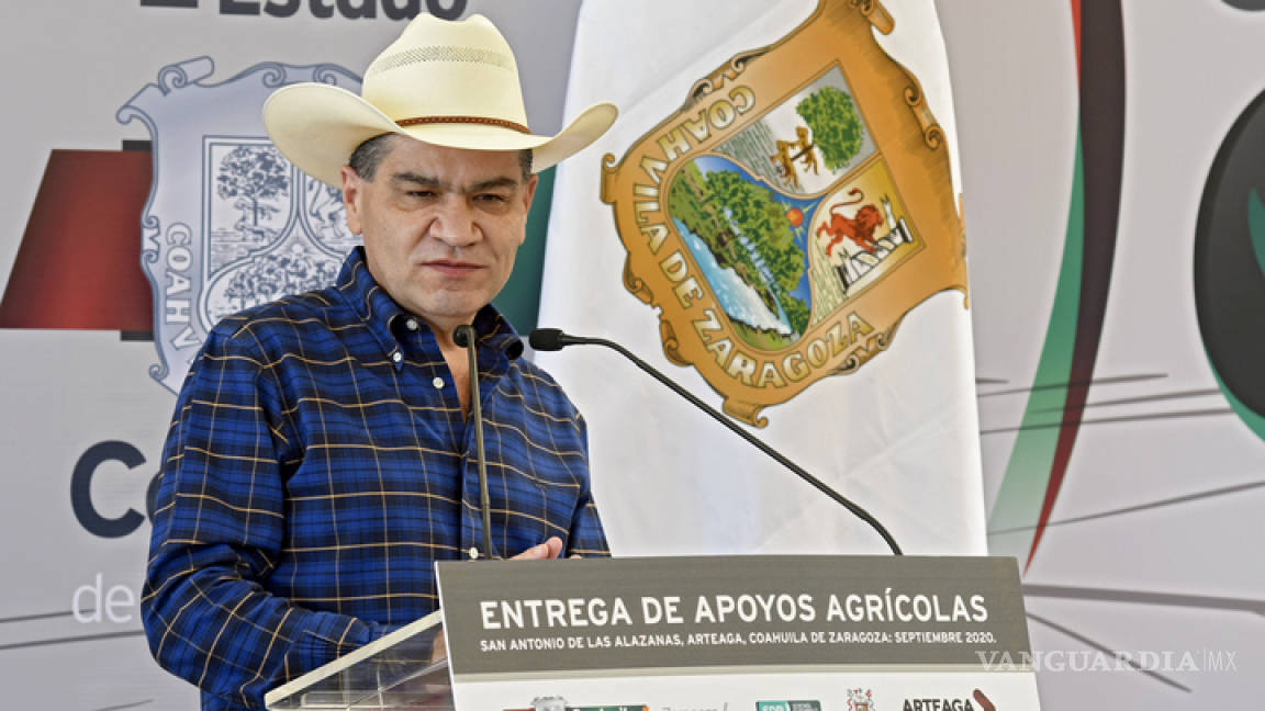 Miguel Riquelme, gobernador de Coahuila, evalúa regreso a clases presenciales en octubre