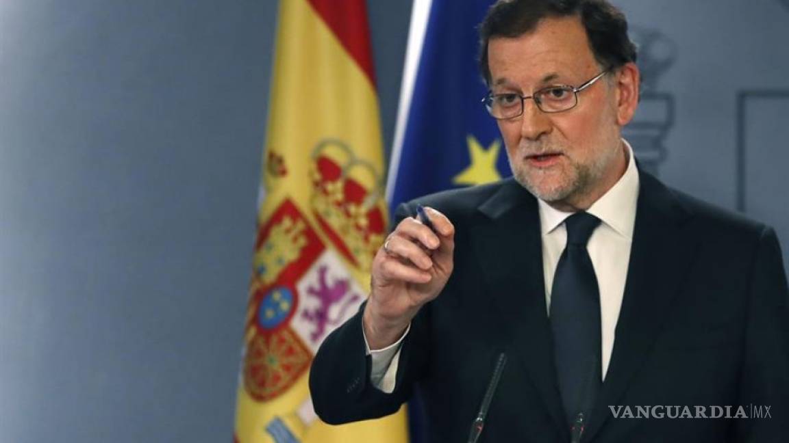 Rajoy acepta encargo del rey de optar a la reelección como jefe del Gobierno