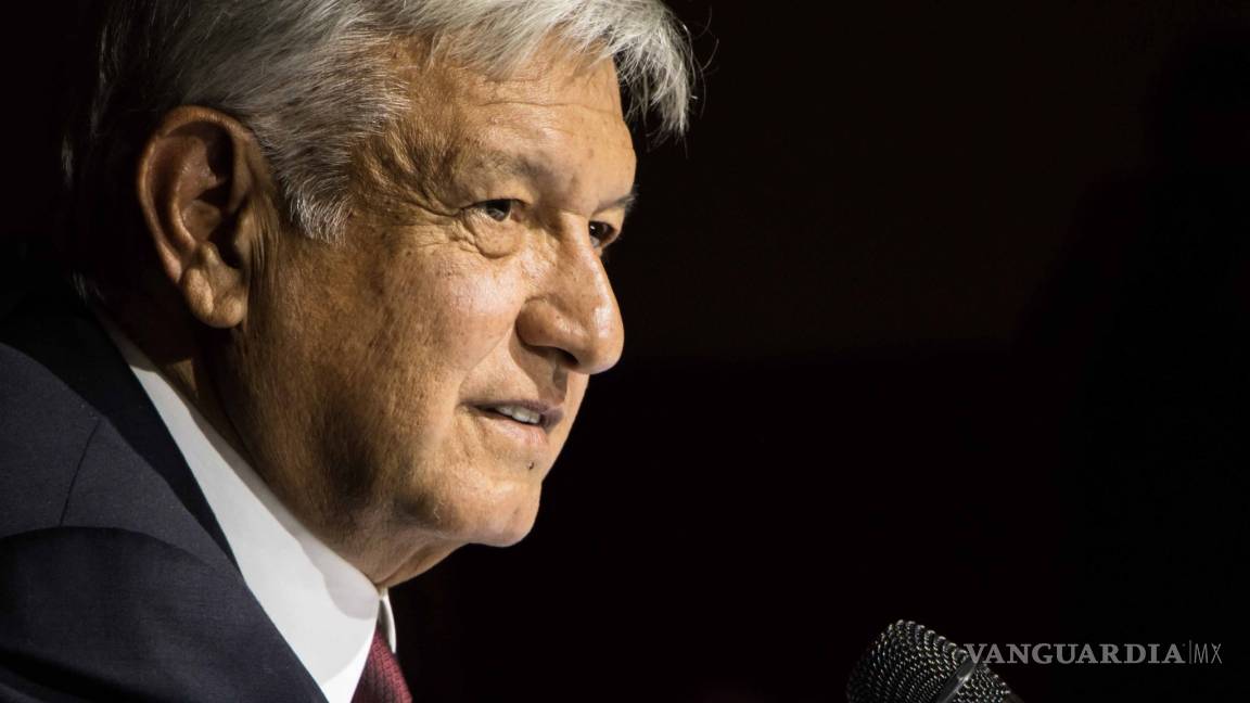 AMLO, ayer una 'amenaza' para el país, hoy es el 'niño mimado' de México: Los Angeles Times