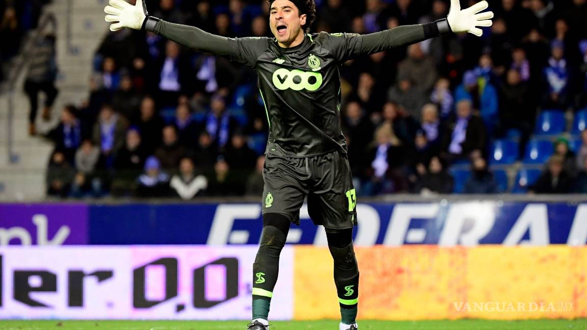 $!Guillermo Ochoa jugaría a lado de Guardado y Lainez