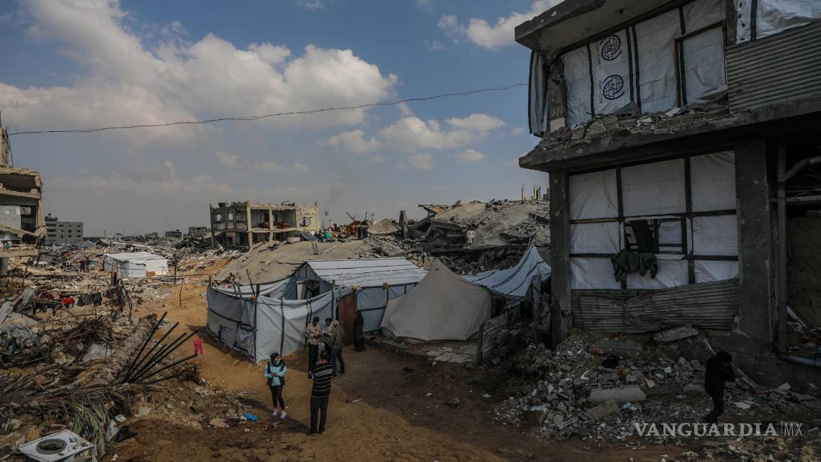 $!Desde que comenzó la guerra, más de 50,000 personas han muerto en Gaza y Líbano y casi el 70% de los edificios en Gaza han sido devastados.