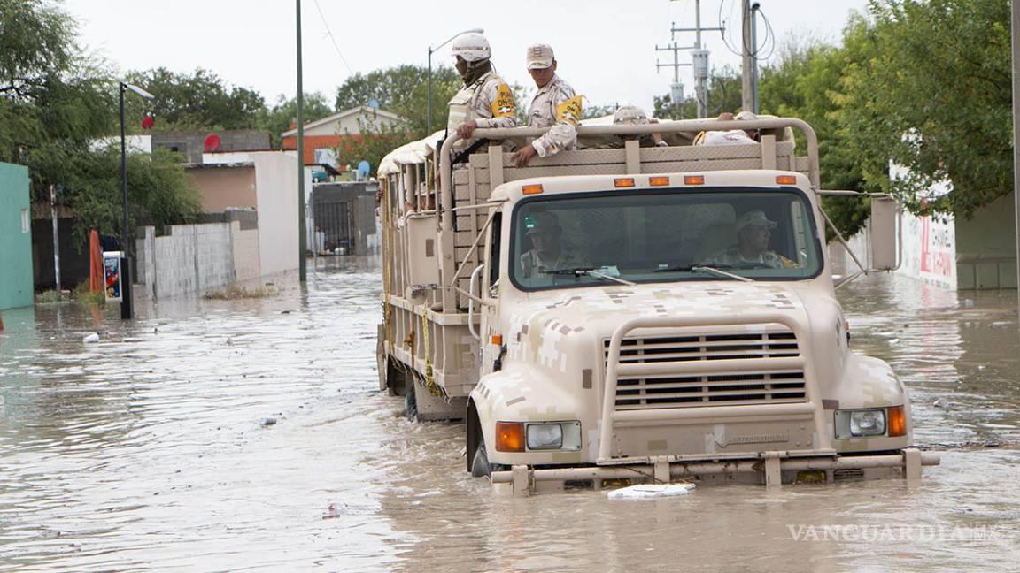 Aplica Ejército Mexicano Plan DN-III en colonias inundadas en Piedras Negras