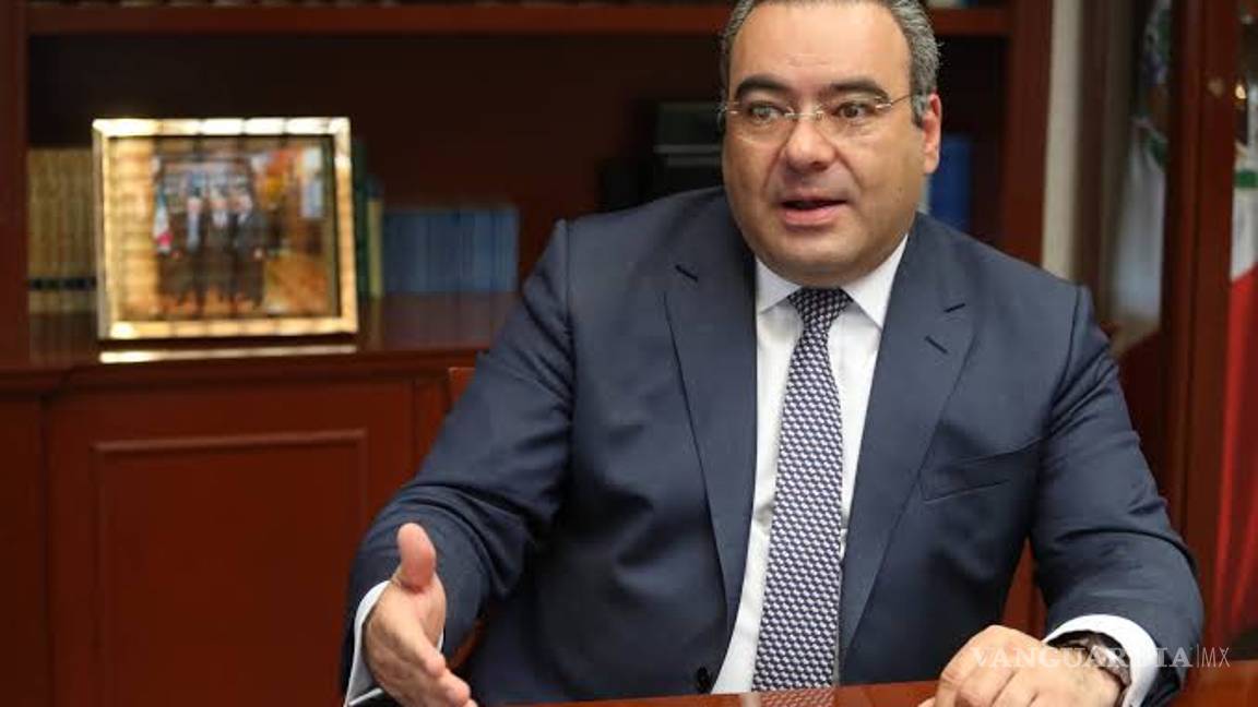 $!Buscan grupos de poder bloquear ley antifactura: SHCP