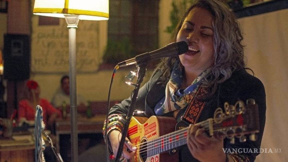 En Vanguardia, Vivir Quintana, la cantautora de Coahuila cuya canción de denuncia ha conmovido al país (video)