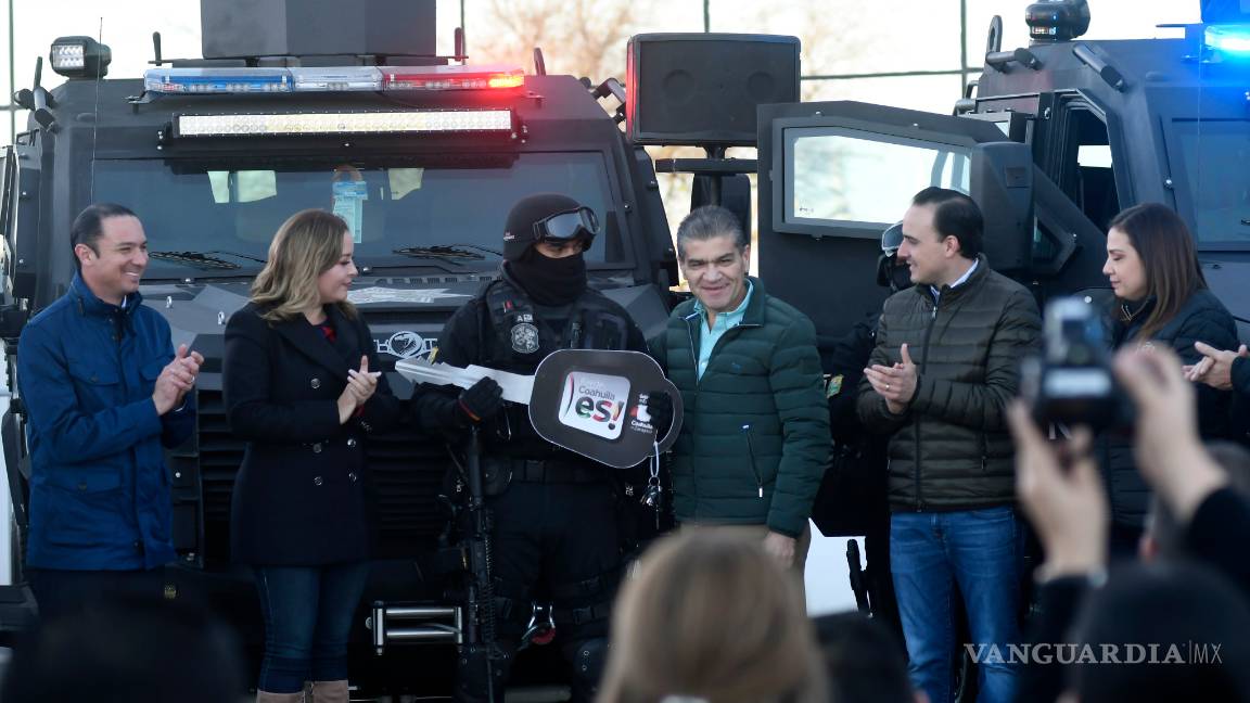 $!Entrega Miguel Riquelme 10 unidades tácticas a las fuerzas de seguridad en Coahuila
