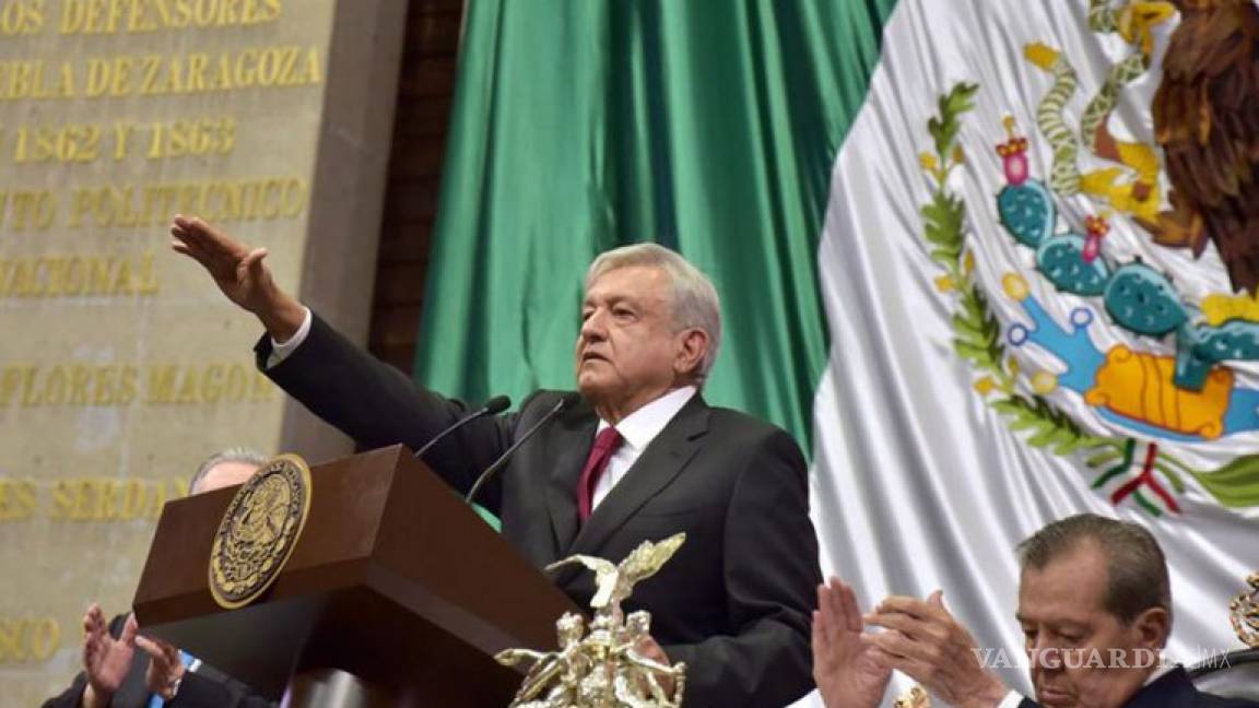 AMLO rompe con tradición de casi un siglo... no tiene foto oficial como Presidente de México y con ello ahorró 2 millones de pesos