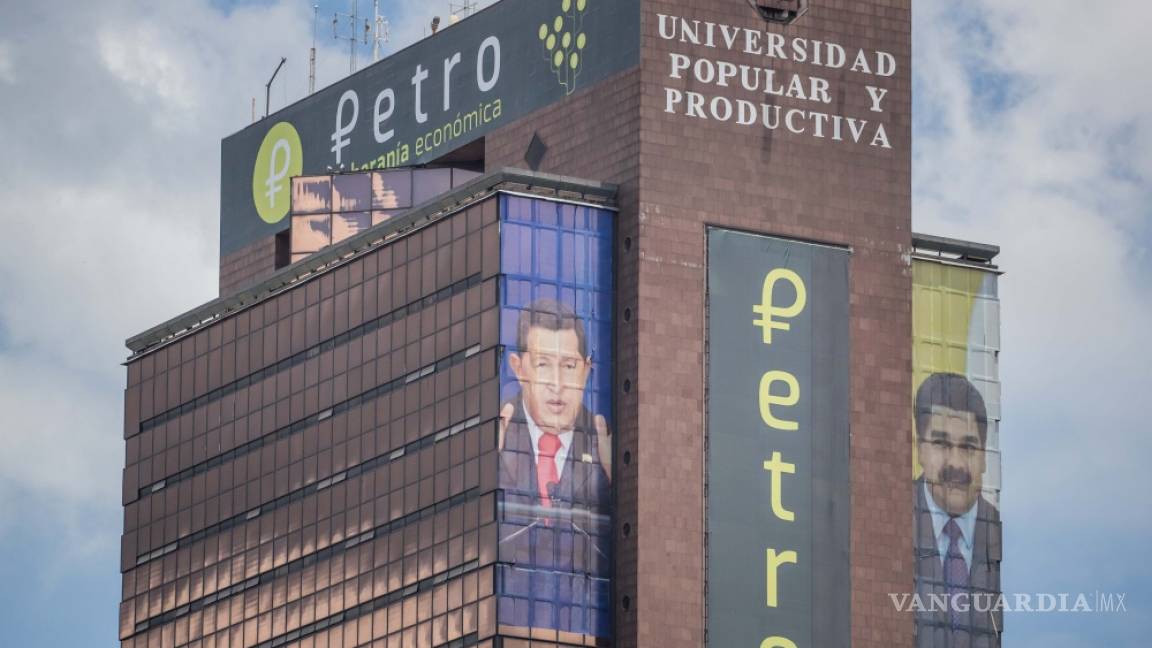 Ancla Maduro la economía venezolana a la polémica criptomoneda Petro