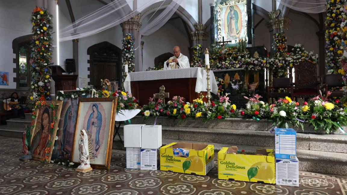 Taxistas de Saltillo honran su fe a la Virgen de Guadalupe, con peregrinación y misa