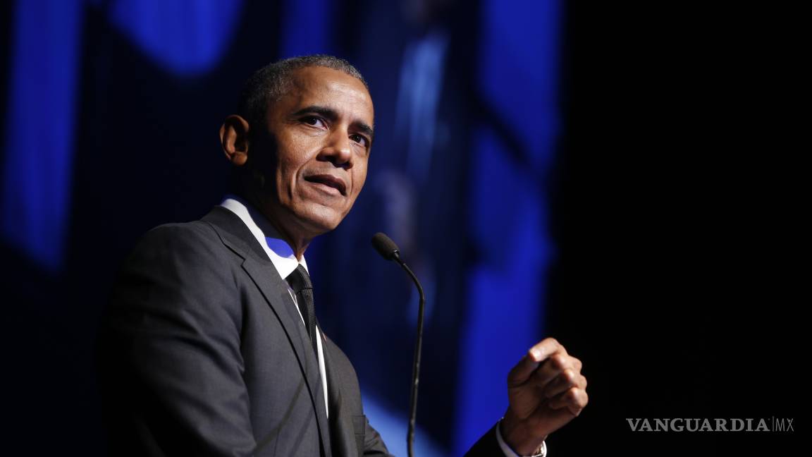 El expresidente de EU Barack Obama critica manejo de la pandemia