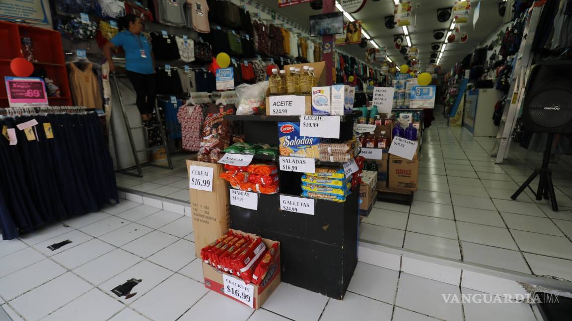 Comerciantes de ropa de Saltillo se ven obligados a vender comida, a causa de la crisis de COVID-19