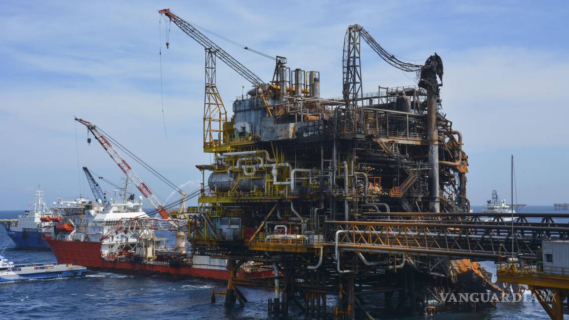 Acusa sindicato ataque de piratas a trabajadores de plataforma de Pemex