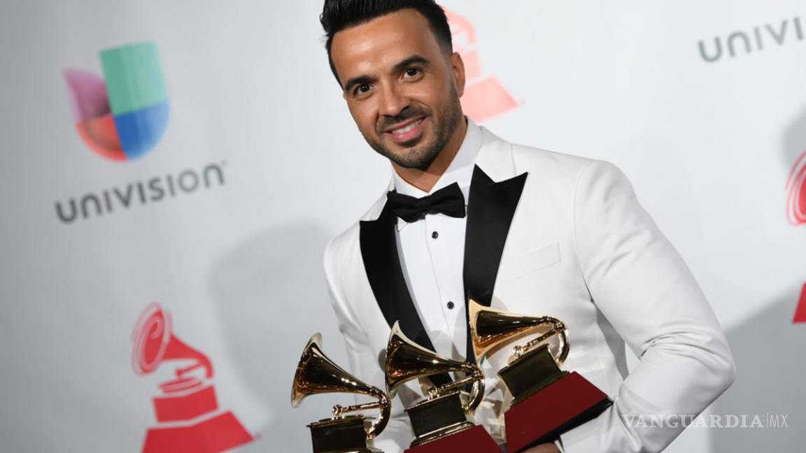 $!Luis Fonsi lanza 'Échame la culpa' con Demi Lovato