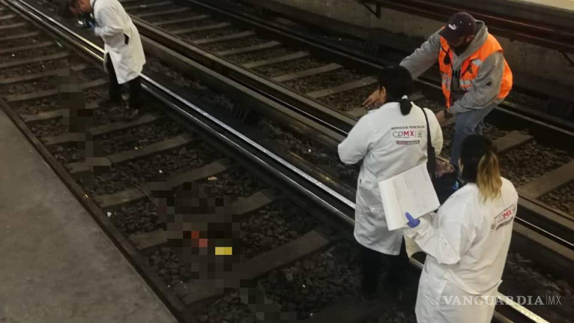En la Ciudad de México una mujer se suicidó arrojándose a las vías del metro