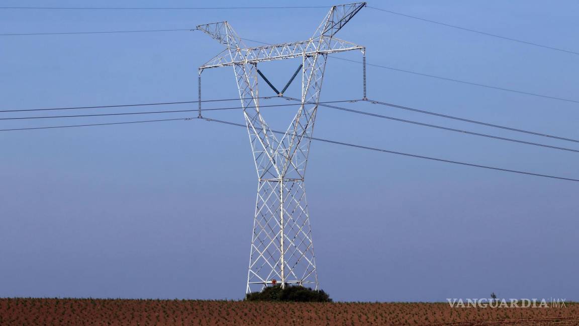 Tras revés de la Corte, anuncia AMLO nueva reforma a sector eléctrico