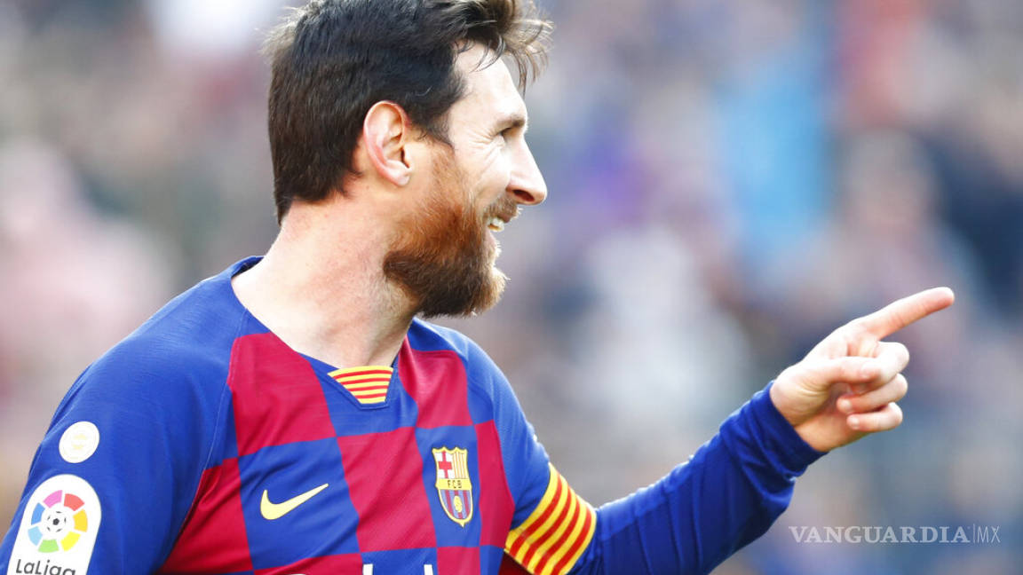 Messi y el Barcelona aplastan al Eibar