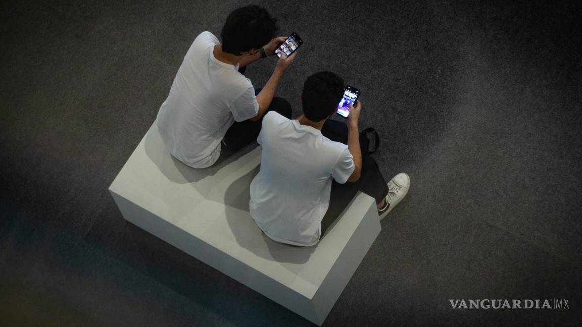 $!La plataforma más utilizada es Facebook, con 2.963 millones, seguida de Youtube con 2.527 millones y WhatsApp e Instagram con 2.000 millones.