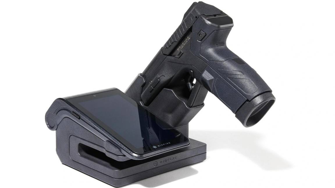 Smat Gun, pistola inteligente del mundo con desbloqueo de huellas dactilares y reconocimiento facial 3D