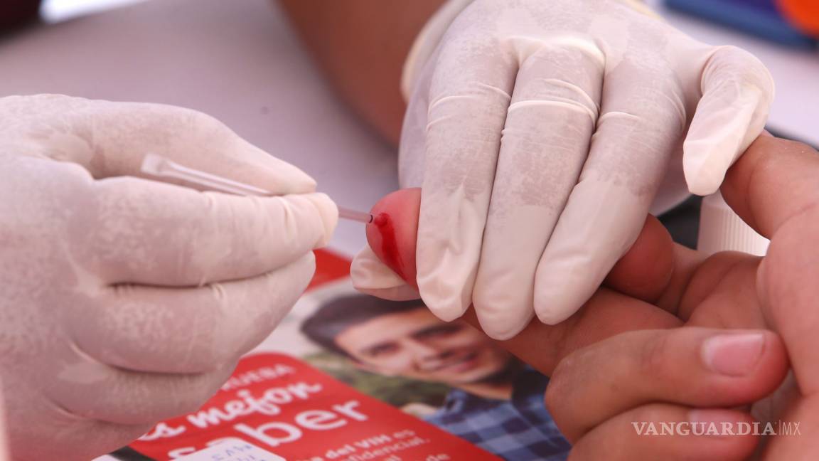 Cuidado millennials, se triplican los contagios de VIH en México