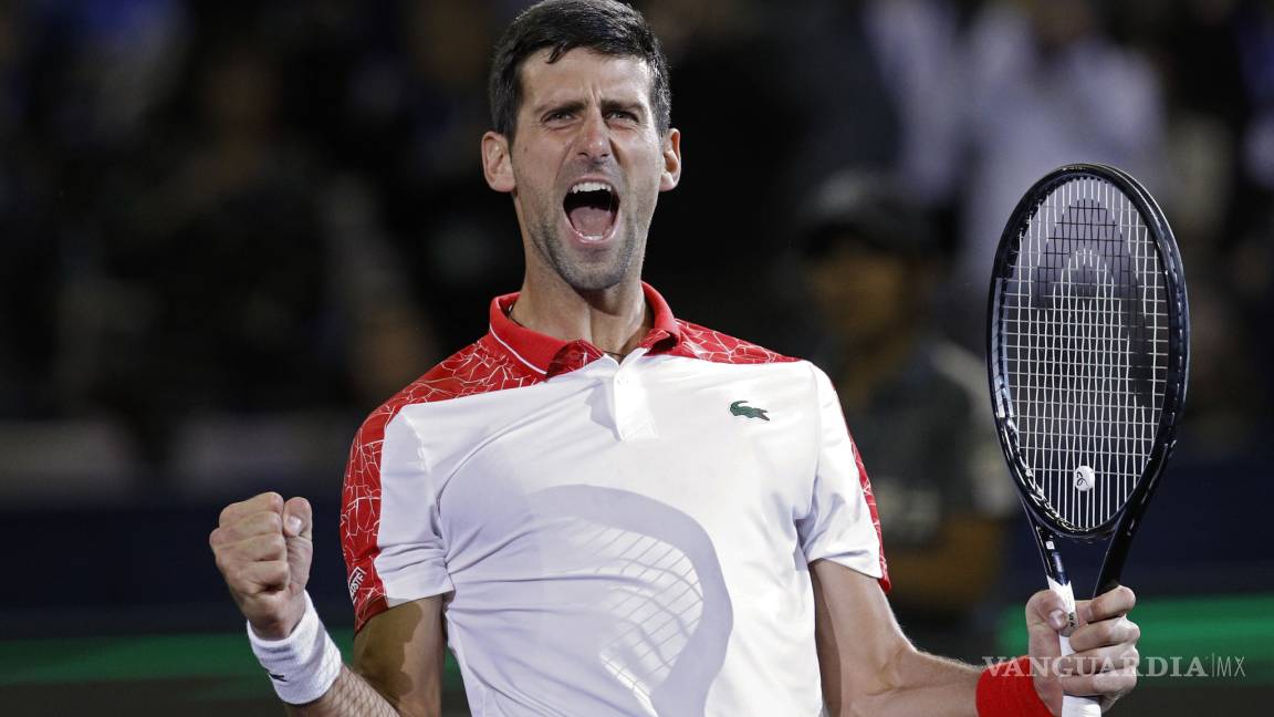 Djokovic gana en París y está cerca de regresar al número 1 del ranking mundial
