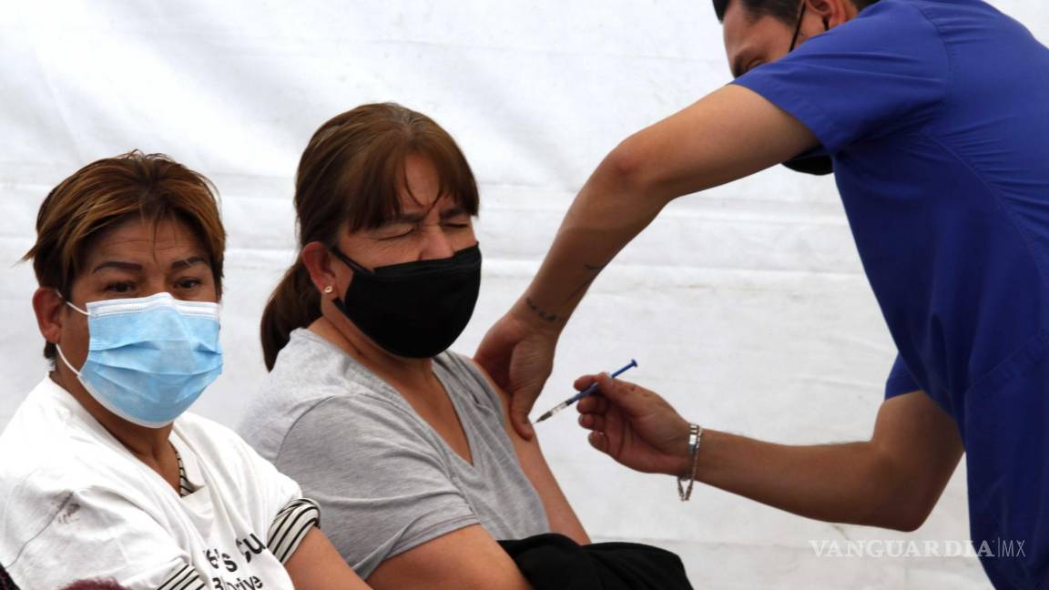 Docentes que se vacunaron en Coahuila con dosis distinta a CanSinoBio finalmente tendrán certificado