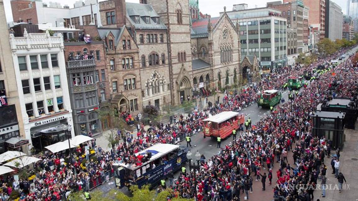 $!Así festejaron los Red Sox de Boston su noveno campeonato