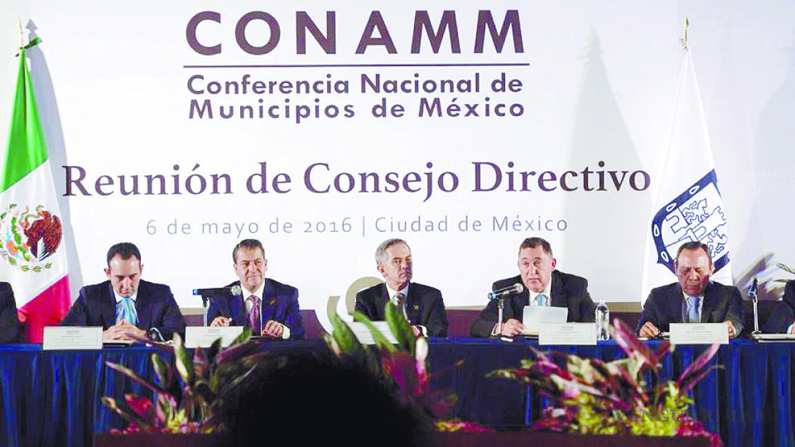 Isidro López Villarreal es el presidente de la Conferencia Nacional de Municipios de México