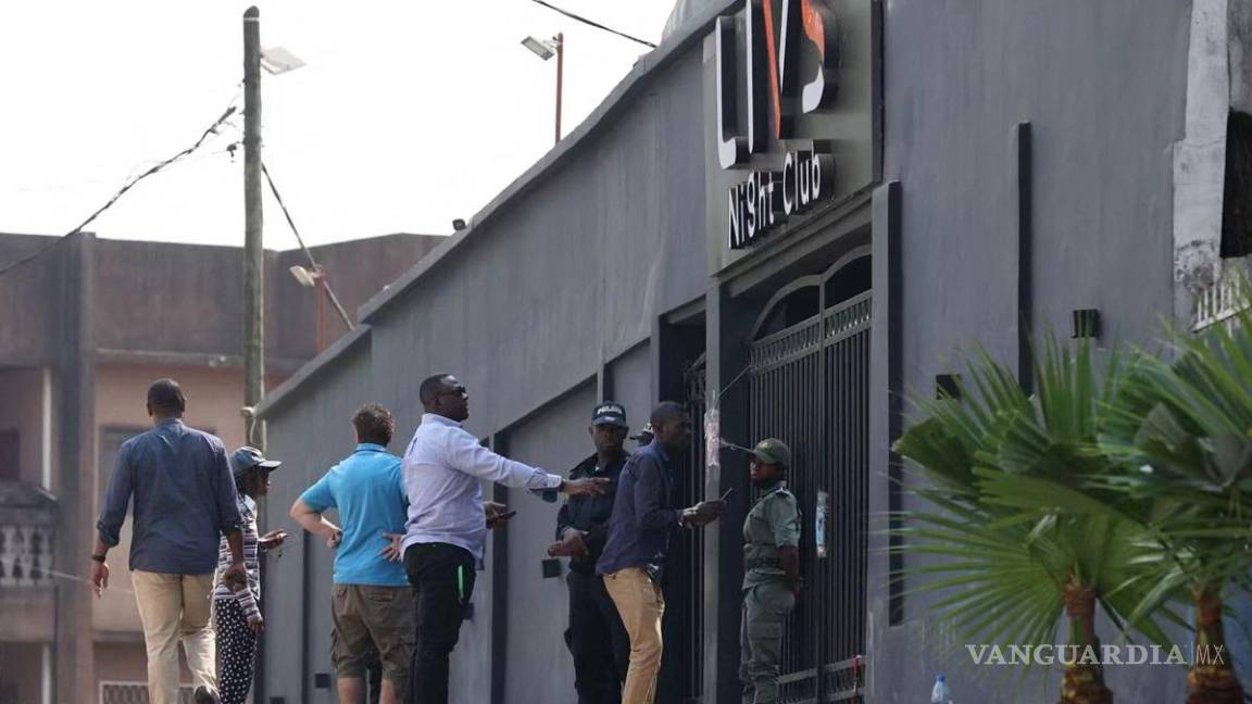 Deja incendio de bar 16 muertos en Camerún